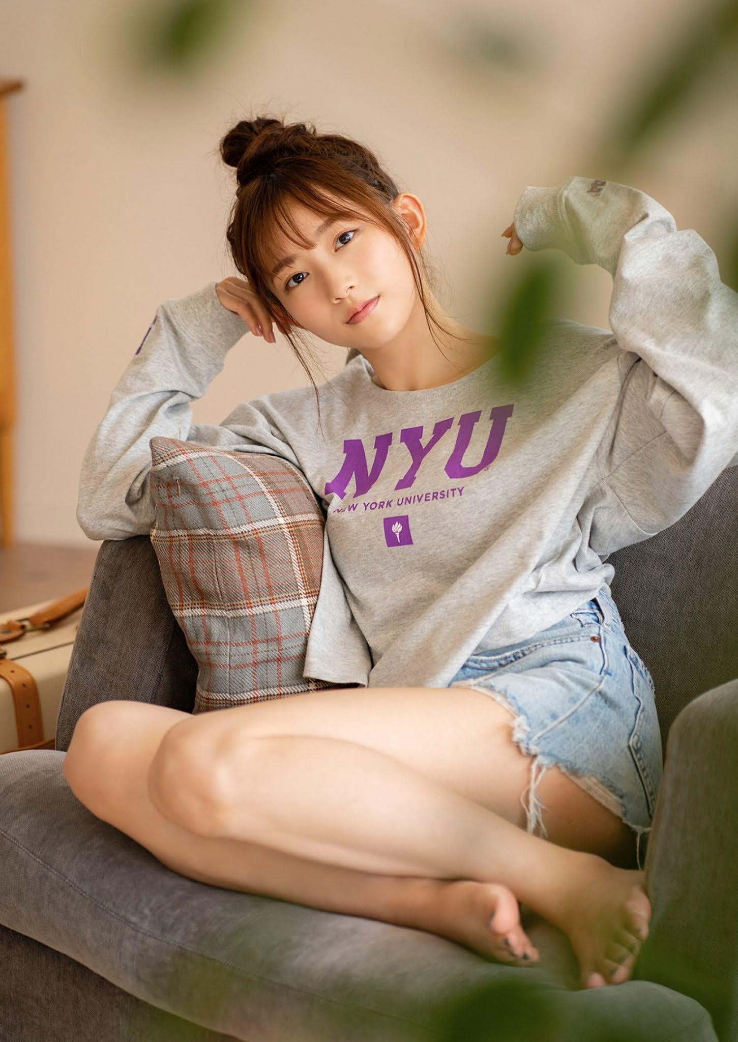 Nagisa Aoyama 青山なぎさ, Young Jump 2021 No.48 (ヤングジャンプ 2021年48号)(6)