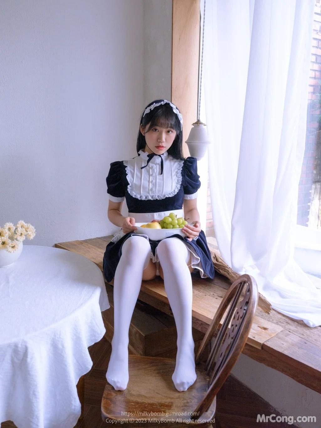 [MilkyBomb] Yui: Vol.3 Maid (291 photos )(117)