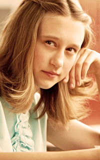 Taissa Farmiga Z5CpLAz9_o