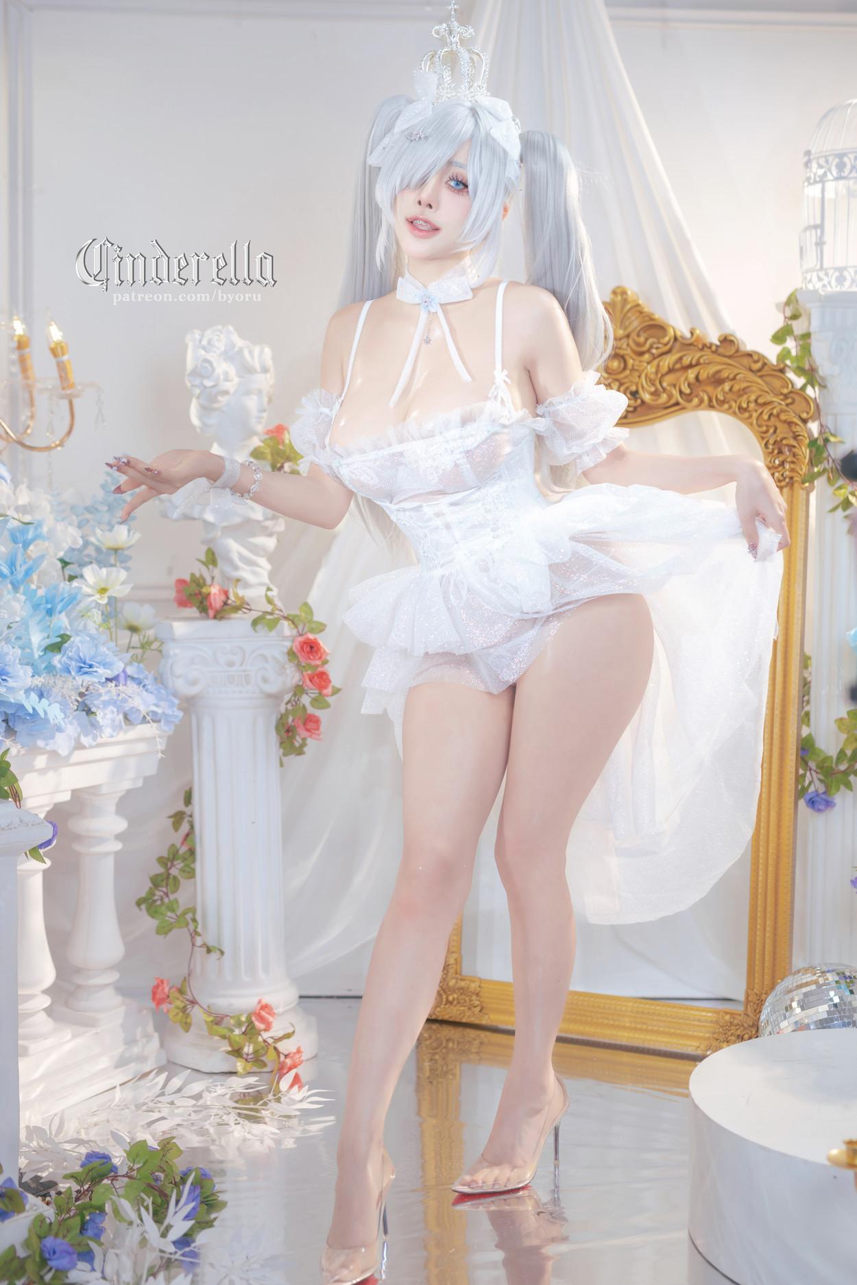 Cosplay 日本性感萝莉Byoru Cinderella(10)