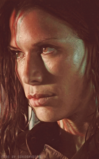 Rhona Mitra BhnYstwx_o