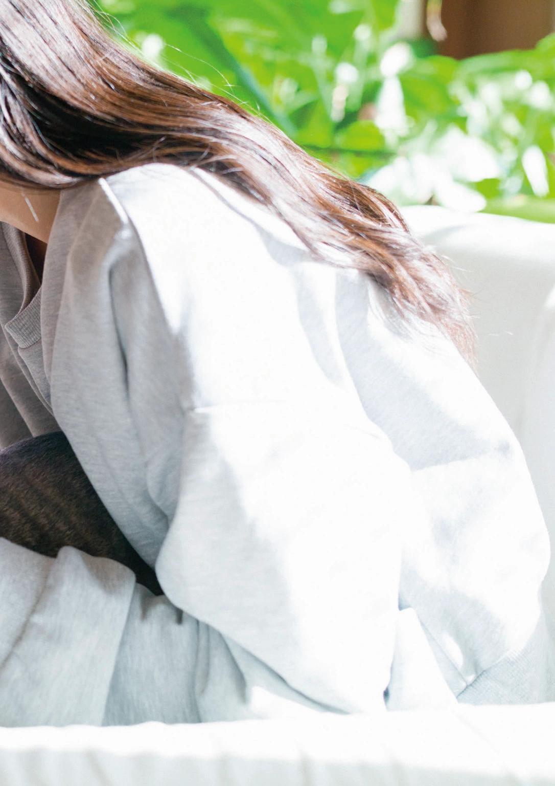 Kotoko Sasaki 佐々木琴子, 1st写真集 「明け方の夢」 Set.03(23)