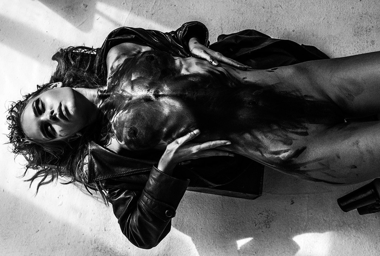 Anastasiya Scheglova nude by Jurij Treskow / Treats! Magazine september 2015 Anastasiya Scheglova nude by Jurij Treskow / Treats! Magazine september 2015