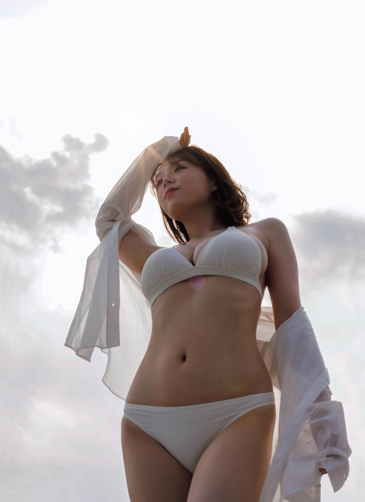 Ai Shinozaki 篠崎愛, FRIDAY 2021.10.08 (フライデー 2021年10月8日号)(10)