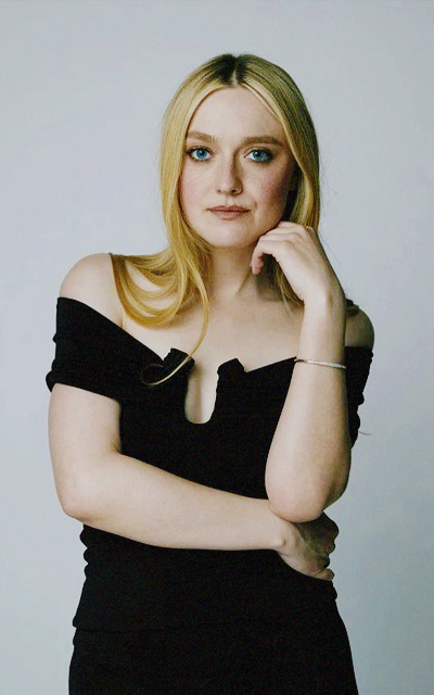 Dakota Fanning KTvDuqKR_o