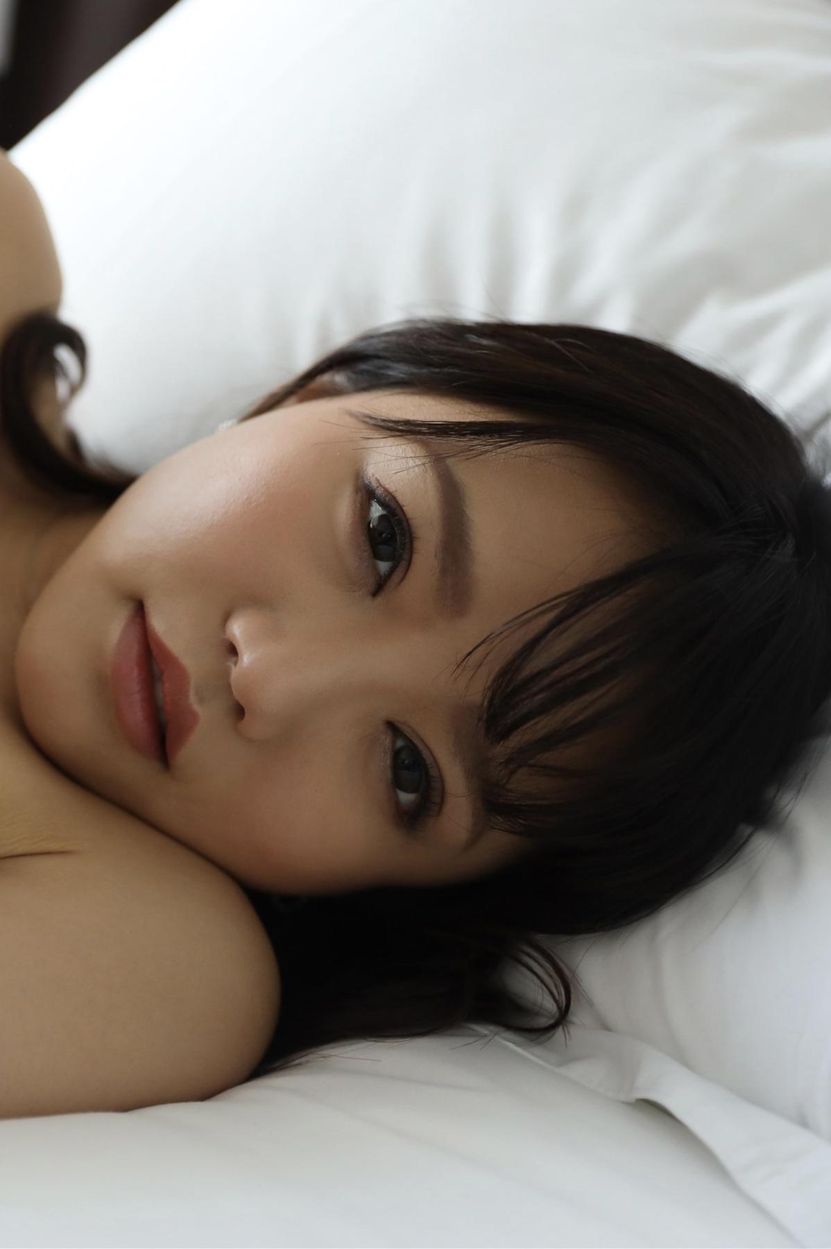 Reona Tomiyasu 冨安れおな, 舞ワイフ公式写真集 理想のセックスがしたいとAV出演を熱望する人妻 Set.01(59)