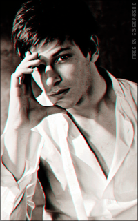 Gaspard Ulliel Tx1zYz57_o