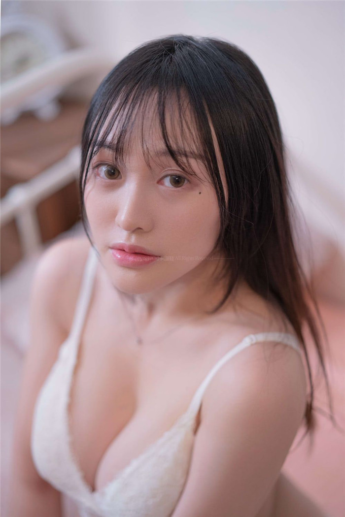 脱尾巴Mizuki 轻私房写真(6)