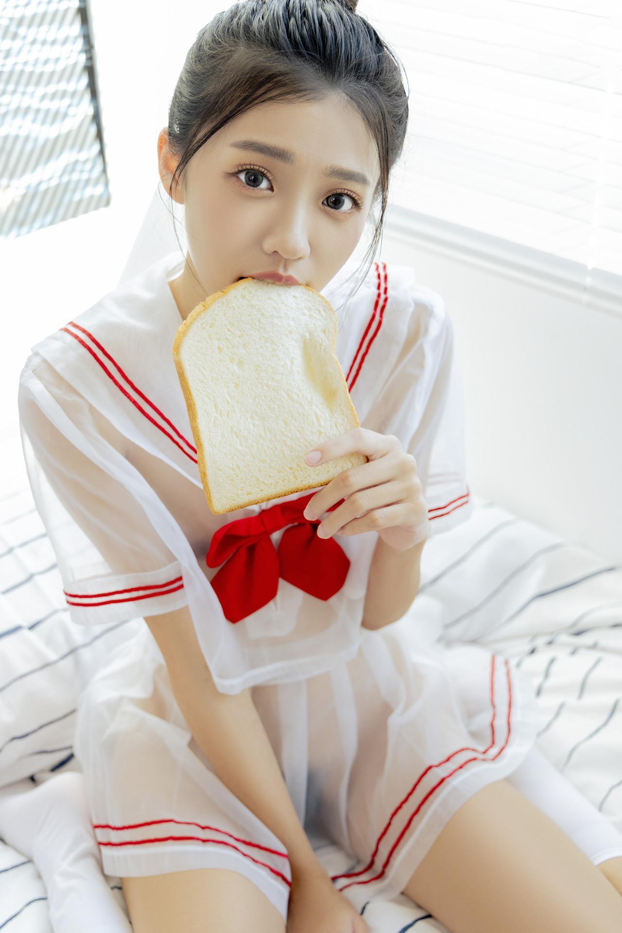 JVID 妍妍 Angel – 电竞少女-超可愛微乳美少女-第一次的性感開發 Set.01(22)