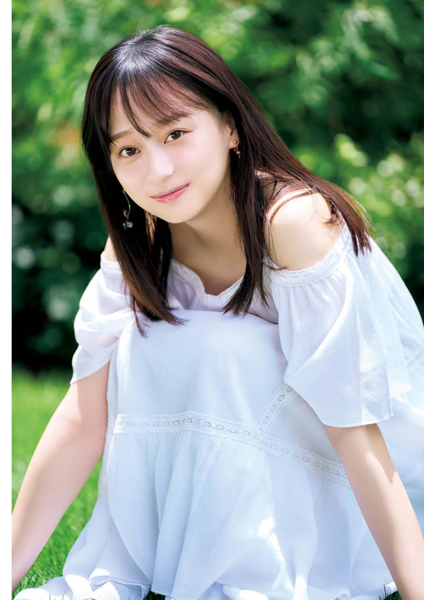 Yuuka Kageyama 影山優佳, Big Comic Spirits 2024 No.44 (ビッグコミックスピリッツ 2024年44号)(3)