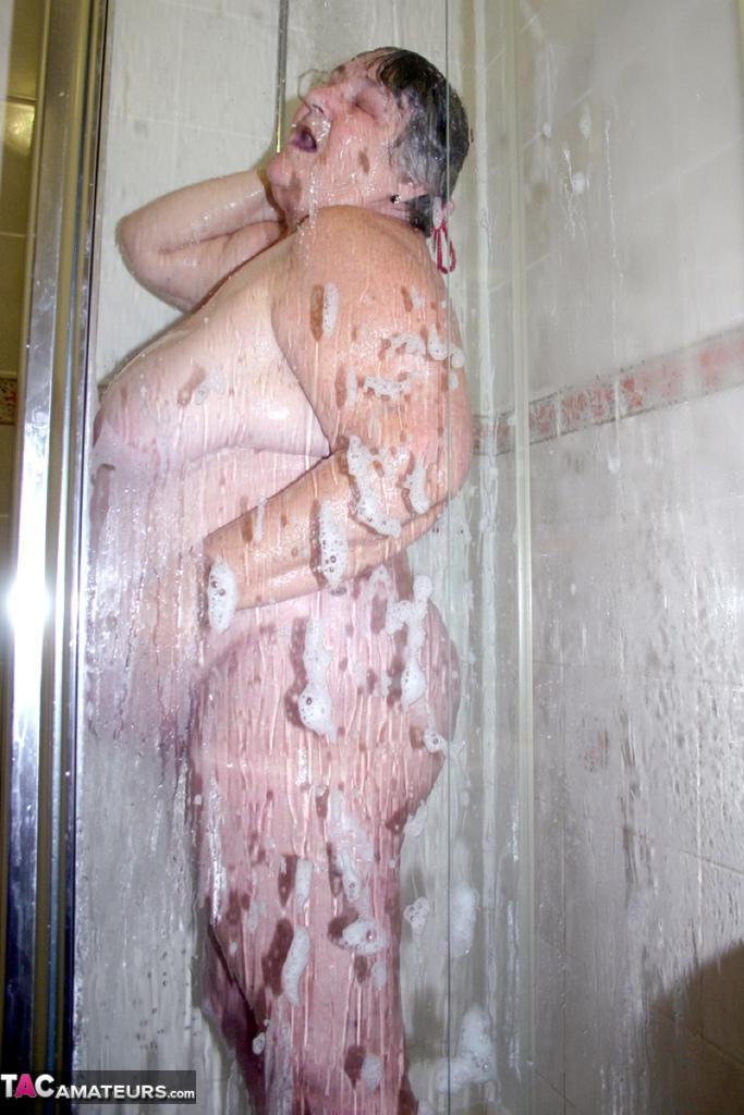 Obese granny Grandma Libby fondles her naked body while taking a shower(3)