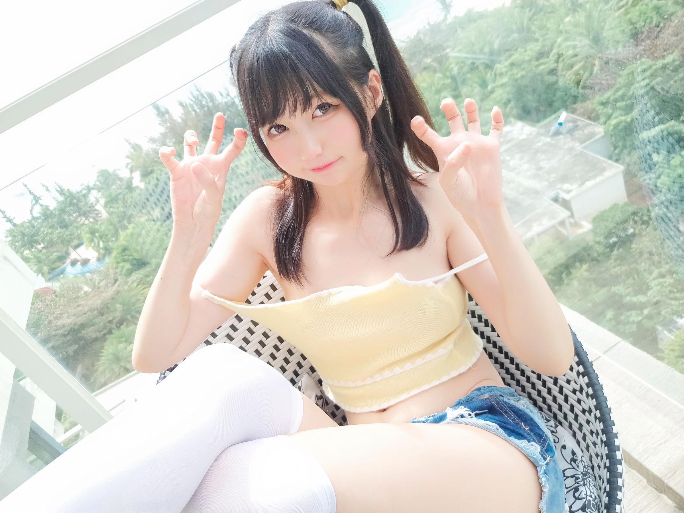 [COS福利] NAGISA魔物喵 – 海岛旅行自拍 写真套图(28)