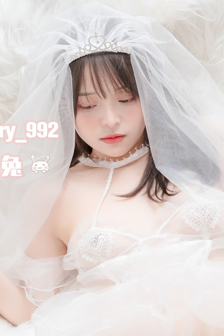 草莓味的奈奈兔-居家少女+纯白花嫁(24)