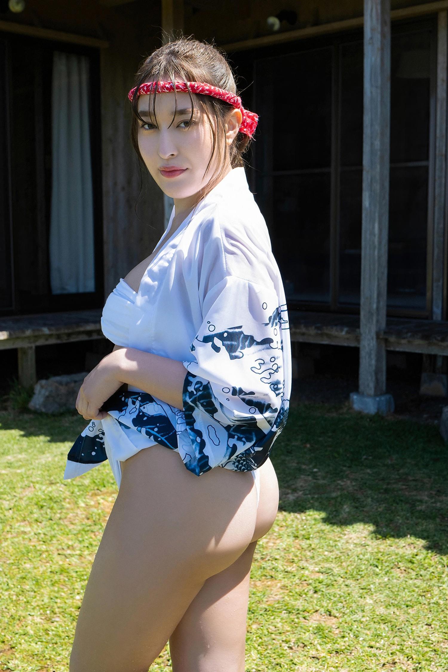 Rina Hirata 平田梨奈, YS-Web [元AKB48ひらりーの衝撃！泡風呂ショット!!] Set.03(6)