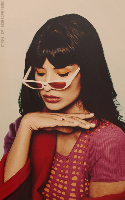 Jameela Jamil ISdR6JPB_o