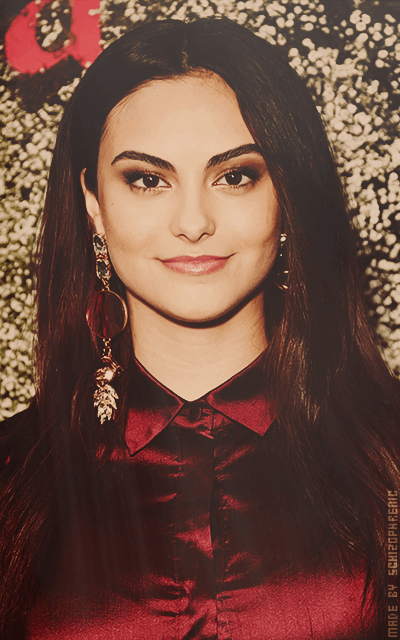 Camila Mendes POwP1Apx_o