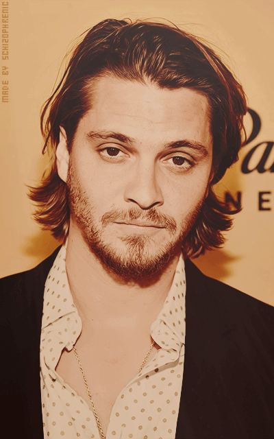 Luke Grimes HovkcxOJ_o