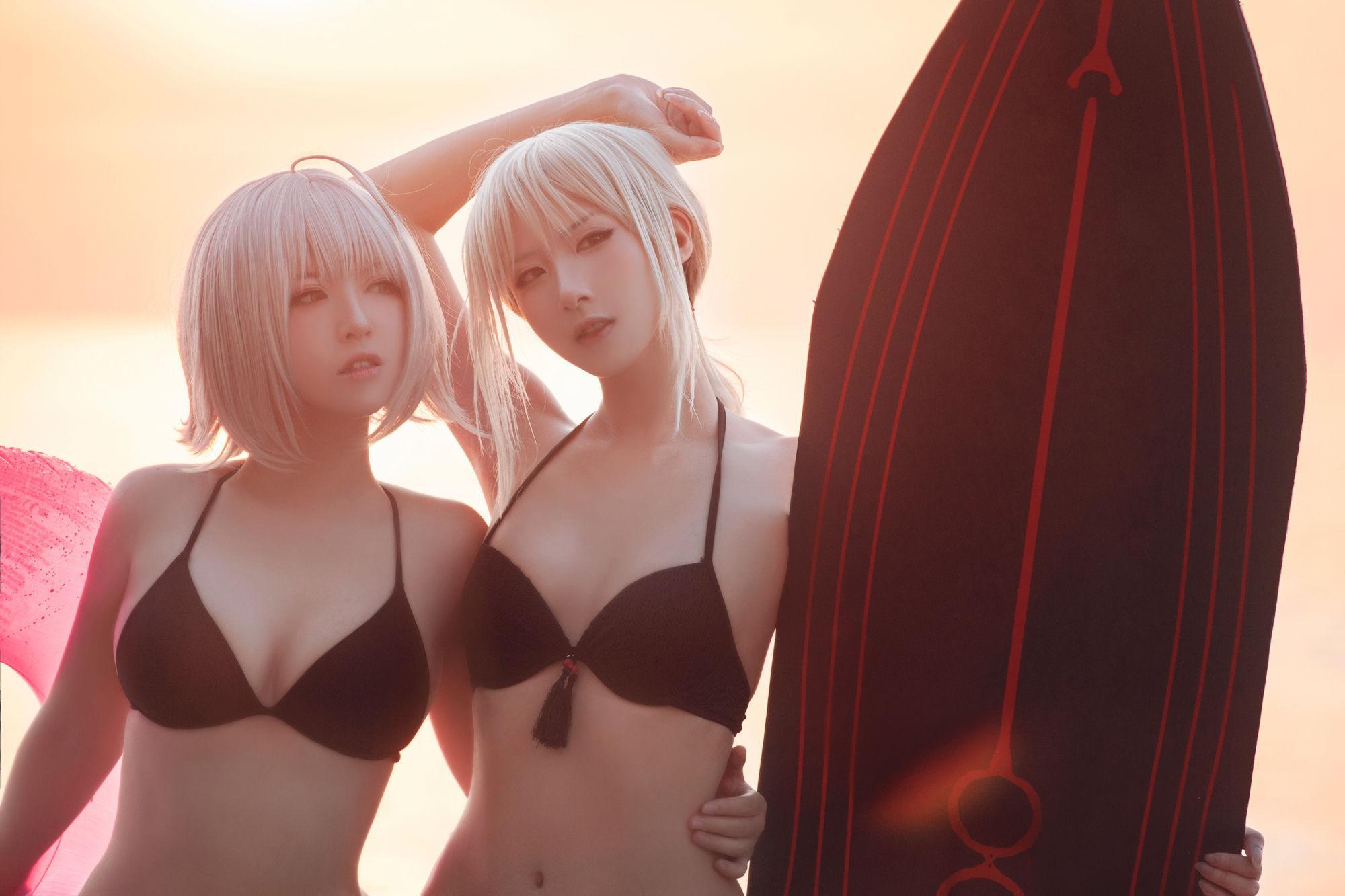 [网红COSER] 半半子&索索sophia – 海边泳装(10)