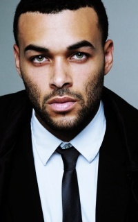 Don Benjamin BNyyAE5u_o