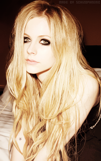 Avril Lavigne MB4yVwed_o