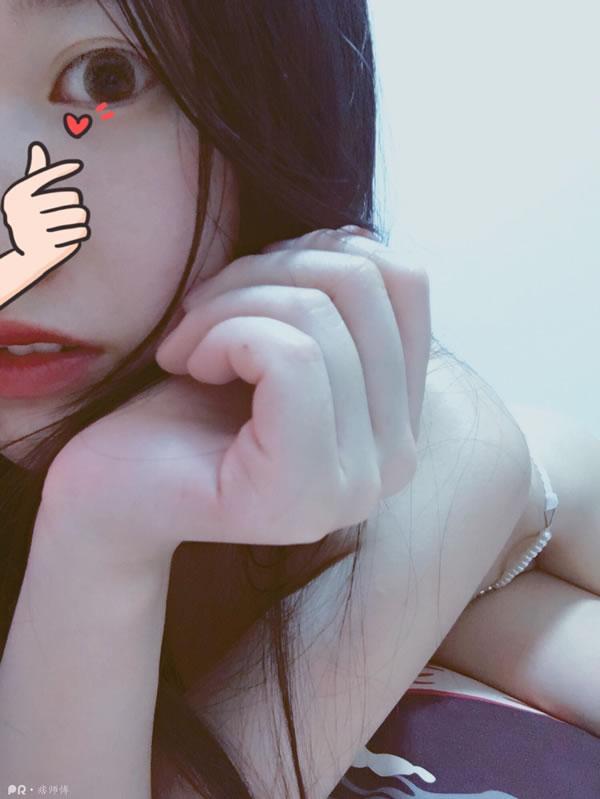 网红小美女痞师傅白色透视装大胆写真(8)