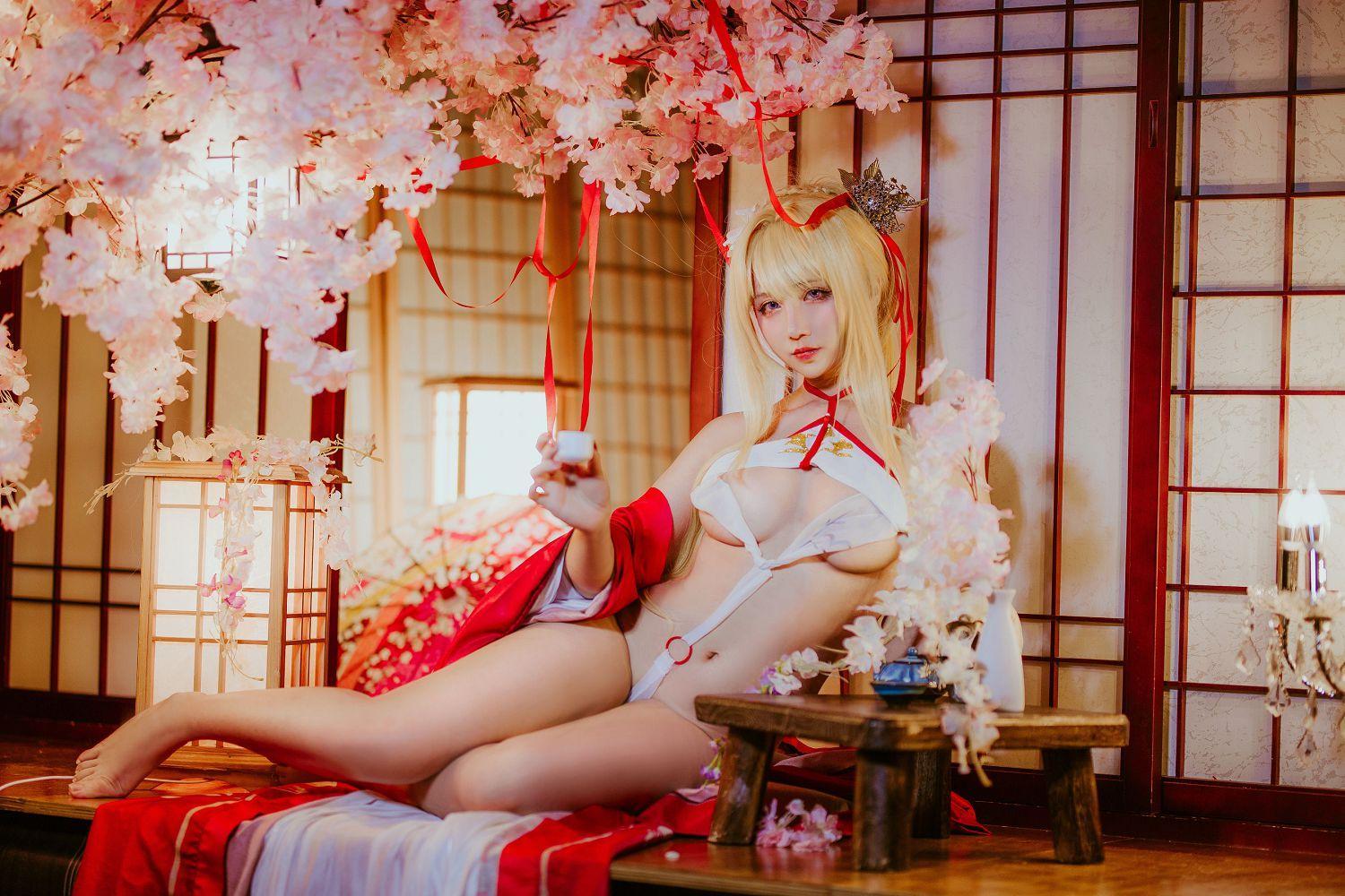 [福利女神cosplay] 动漫博主九曲Jean - 光荣新春和服(2)