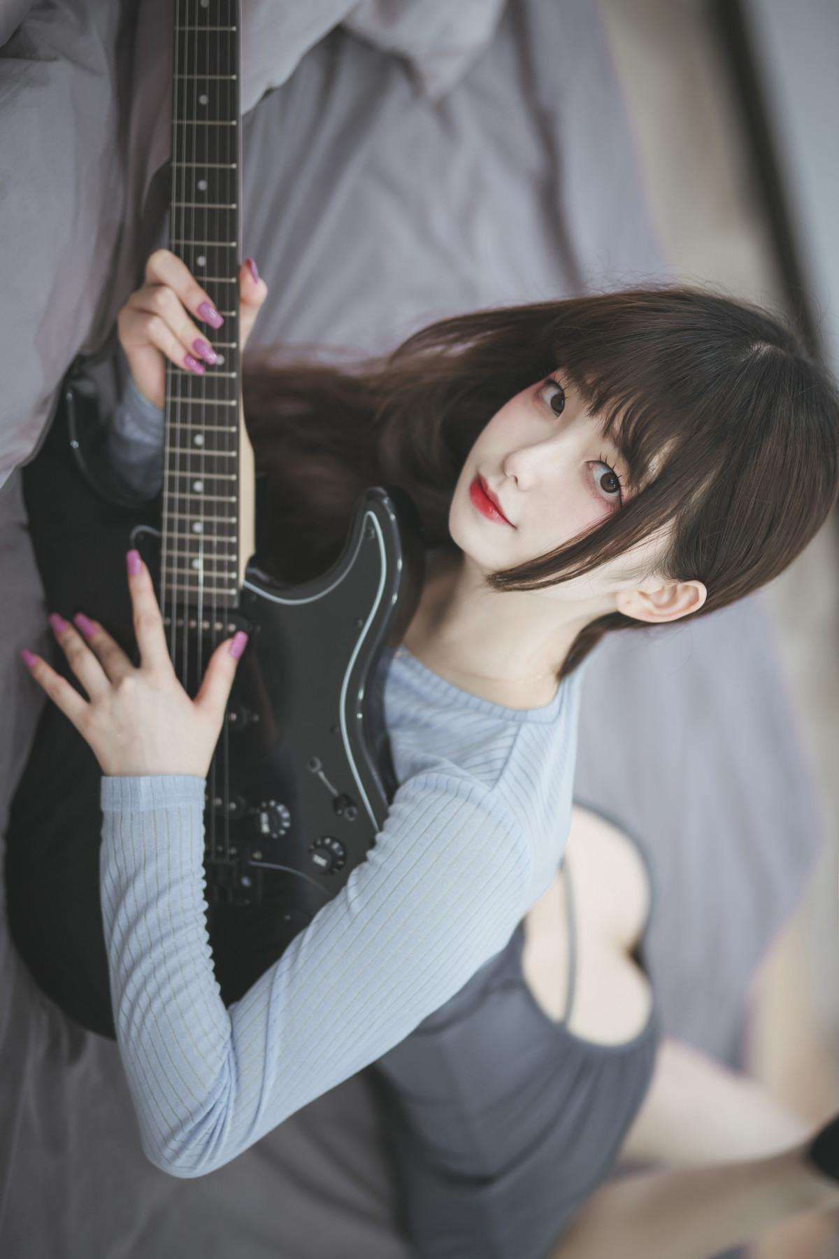 Cosplay 封疆疆v 吉他妹妹(11)