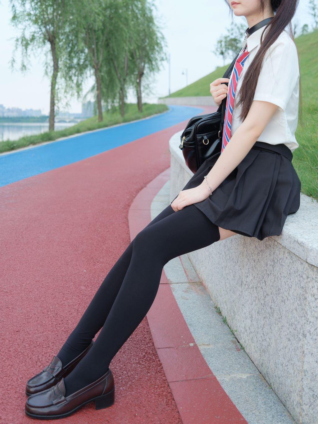 [紧急企划] 小恩: [VIP] R18 户外 (95 photos)(67)