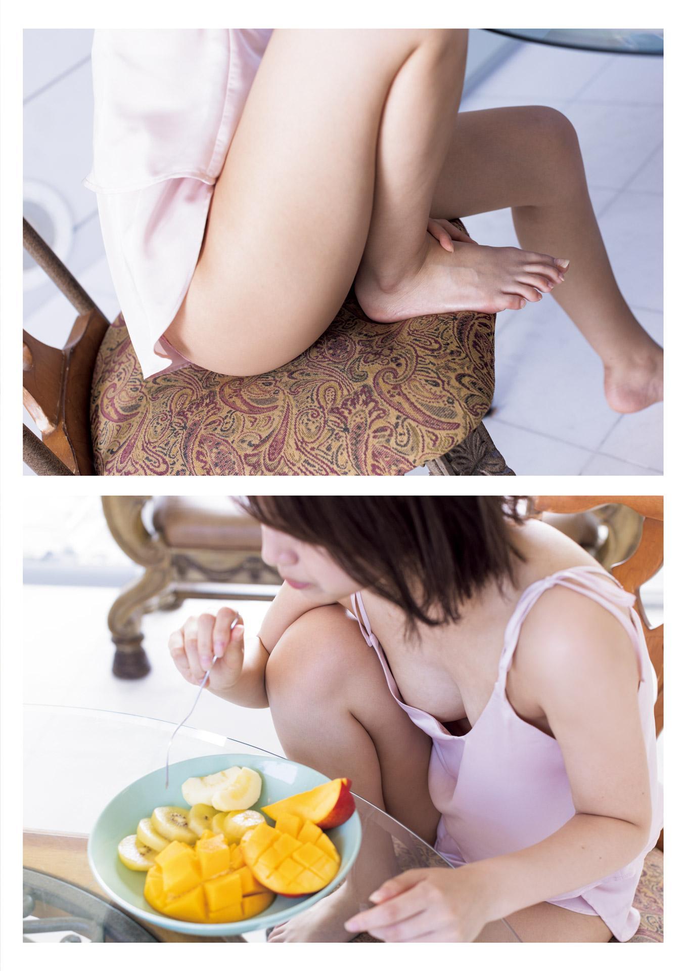 Ruka Kitano 北野瑠華, 1st写真集 「触れて、みる？」 Set.01(18)