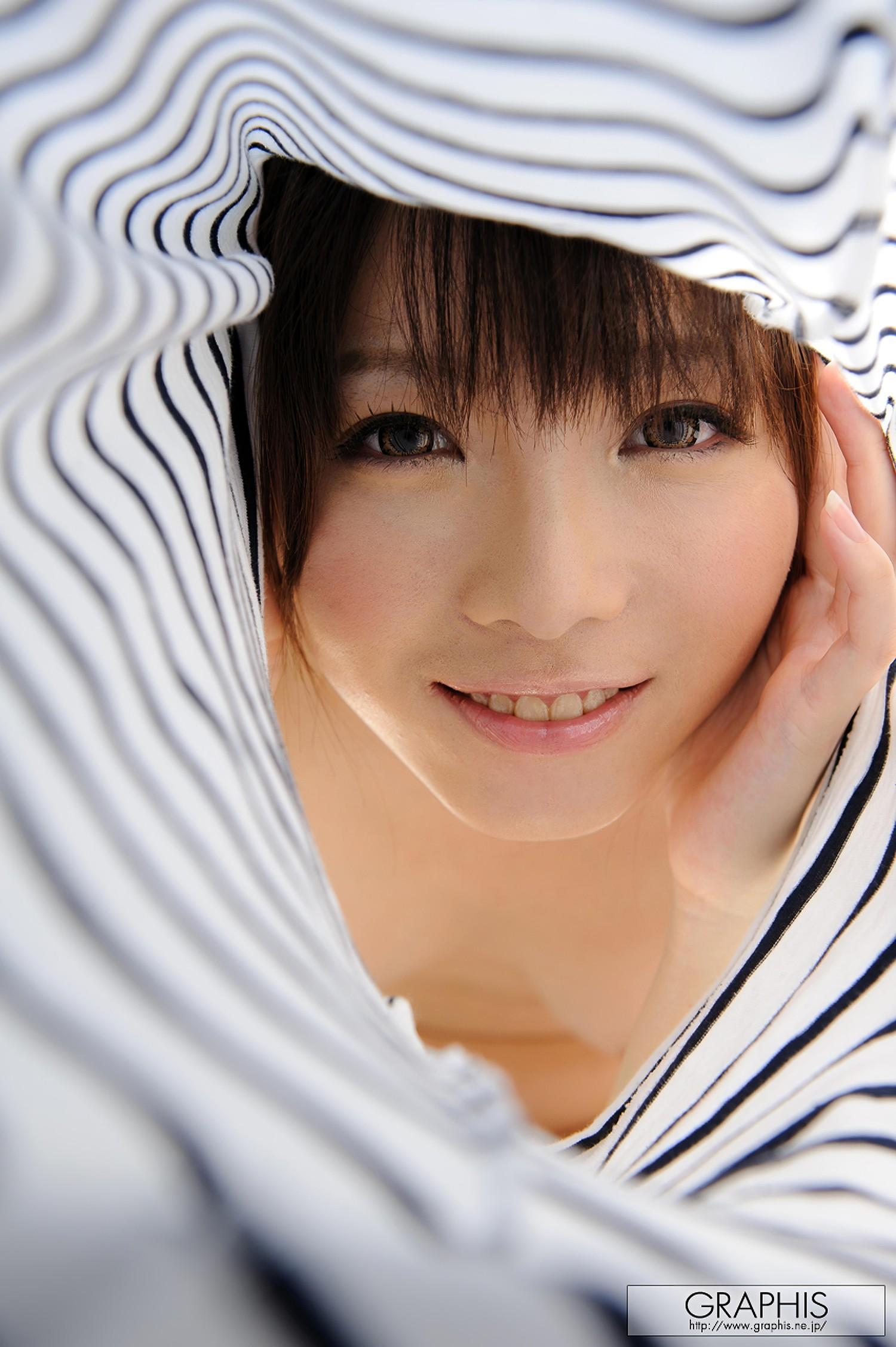 Mana Haruka はるか真菜, Graphis Calendar 2012.08(9)