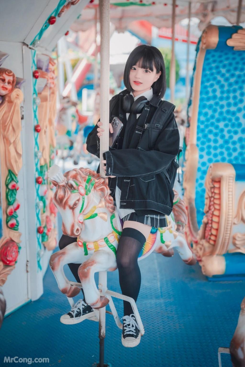 DJAWA Photo - Jeong Jenny (정제니): "Theme Park Girl" (162 photos)(17)