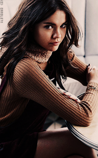 Maia Mitchell 4zFUoHC4_o