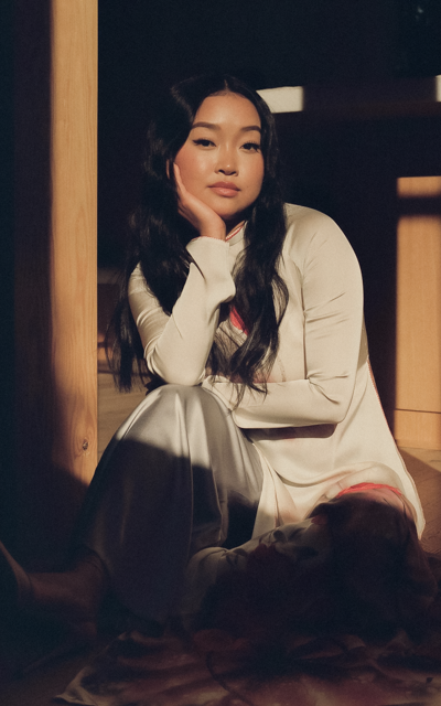 Lana Condor 5vLiT44Q_o