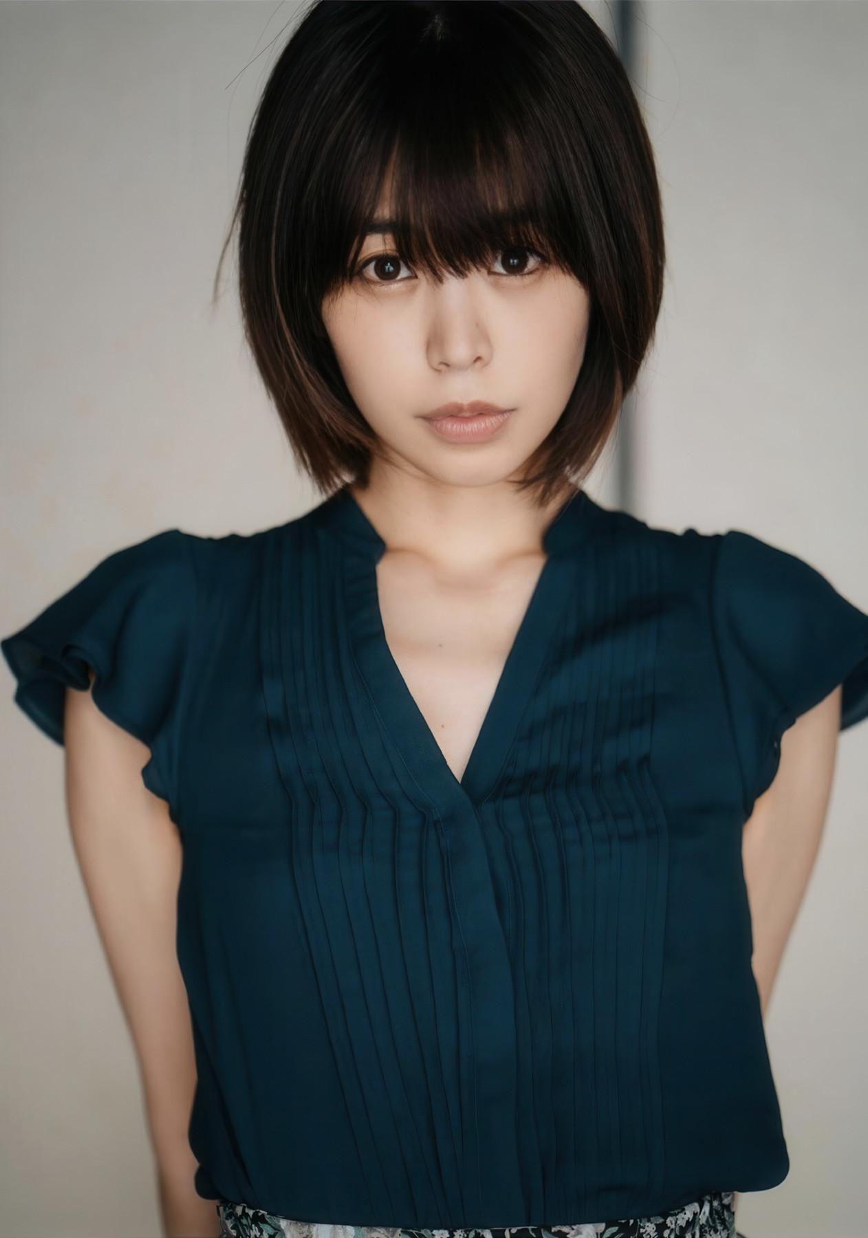 Tsugu Manaka 真中つぐ, 写真集 恋愛情緒 Wunder puglishing house Set.02(10)