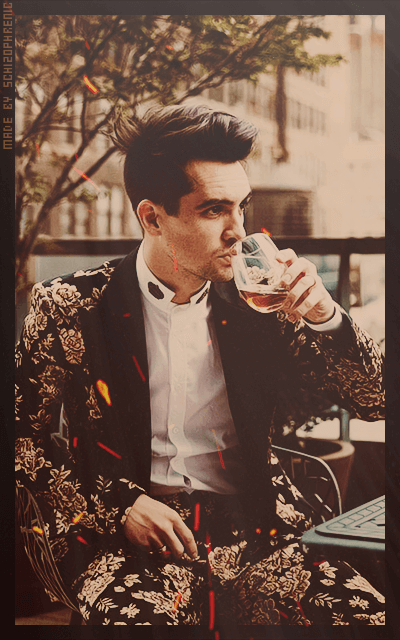 Brendon Urie TF2SgGyT_o