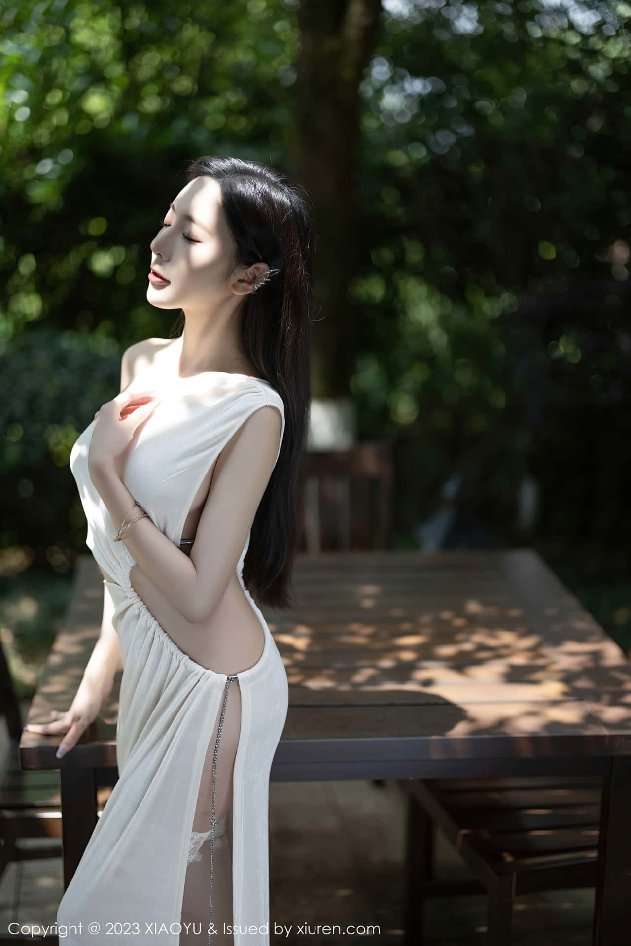 개인 맞춤형 섹시 여신 Wang Xinyao 섹시한 블랙 란제리 우아하고 매력적인 자세