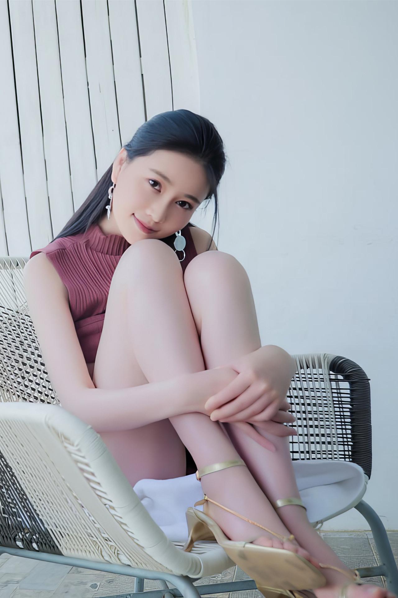 年年Nnian, 写真集 下午茶(29)