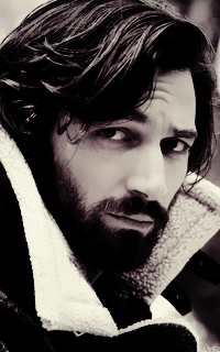 Michiel Huisman AtrGdkqQ_o