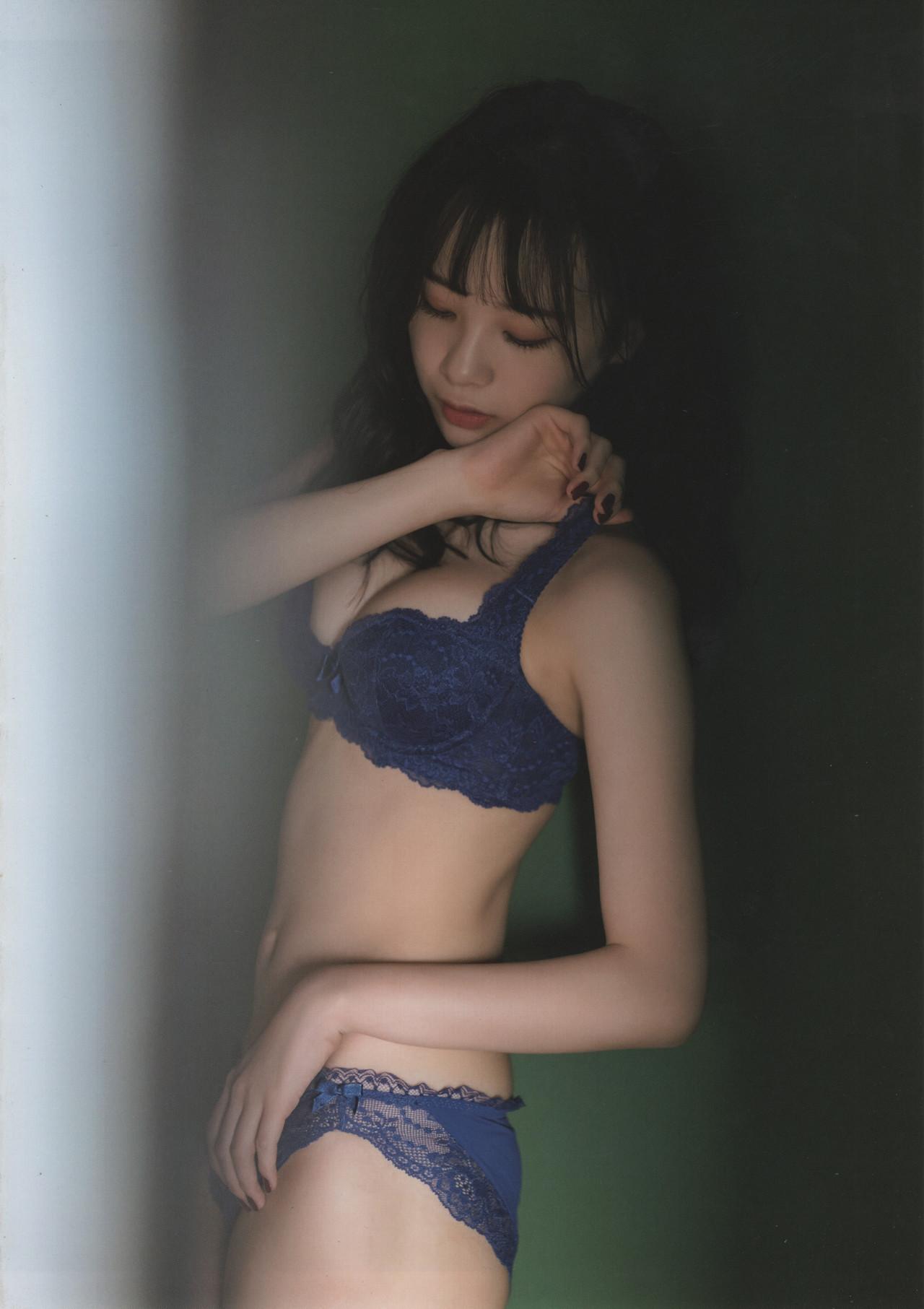 Yui Yokoyama 横山結衣, 1st写真集 [未熟な光] Set.02(23)