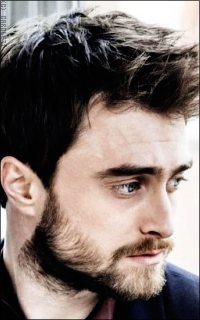 Daniel Radcliffe 0zRxi0Un_o