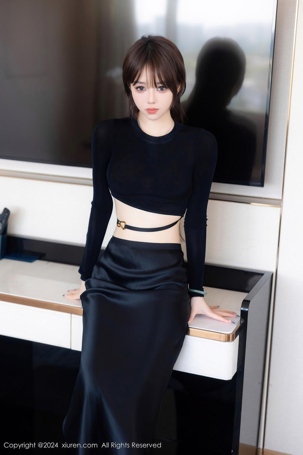 XiuRen秀人网 No.8661 奶瓶土肥圆NaiPingTuFeiYuan(27)