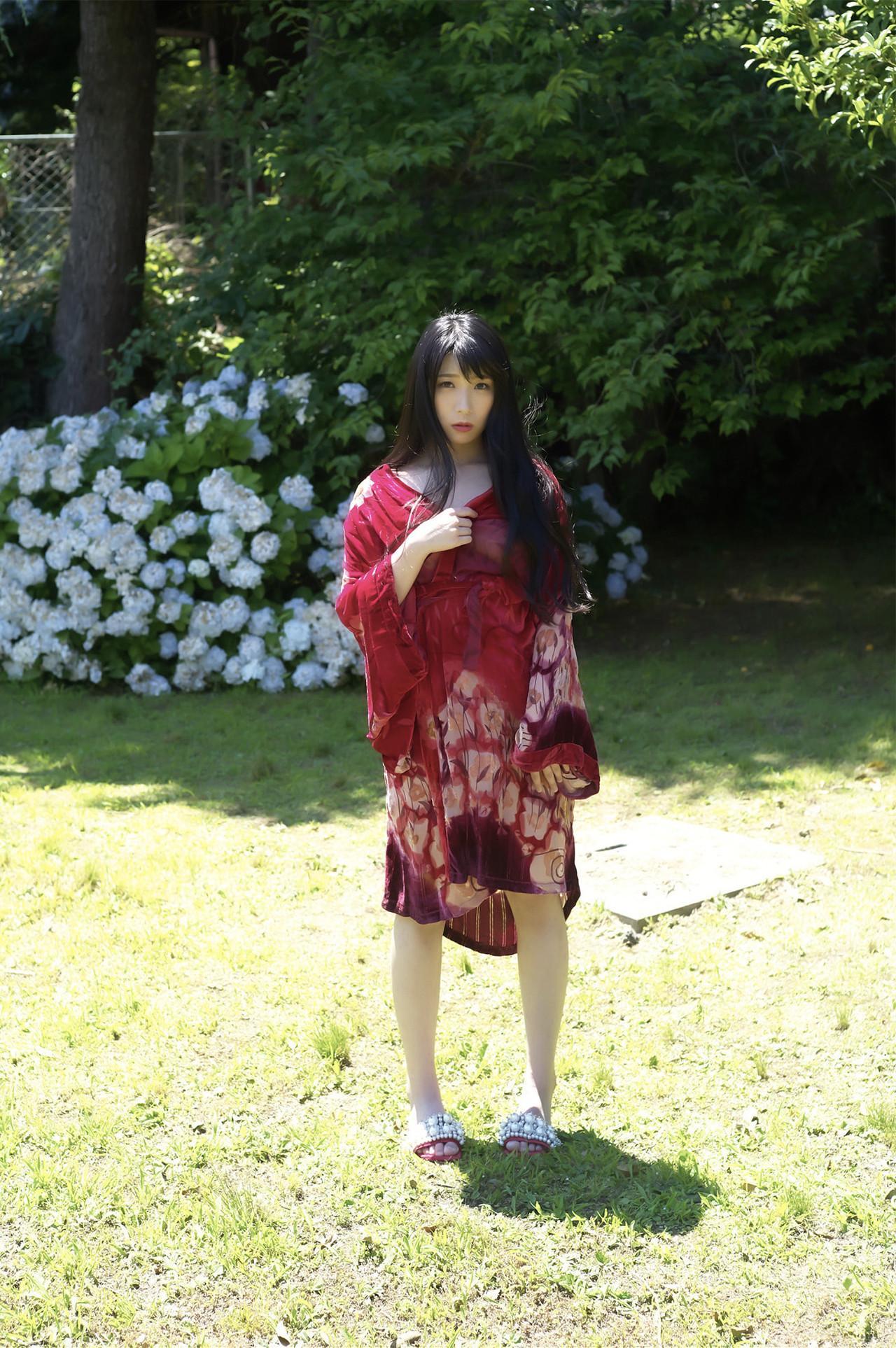 Mihina Nagai みひな, ヌード写真集 「雛～あの夏、儚げで可憐な君と～」 Set.04(2)