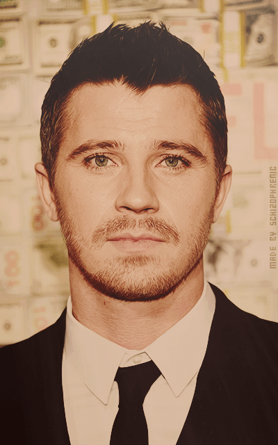 Garrett Hedlund XTPYBbkY_o