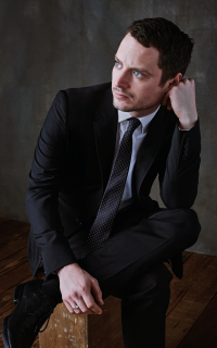 Elijah Wood TF0XTES3_o