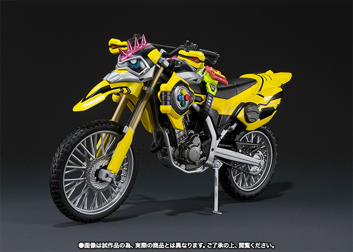 Kamen Rider - Figures Serie (Bandai) 0RQuVP5P_o