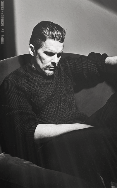 Ethan Hawke 2UzxQHQg_o