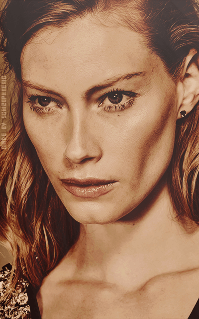 Alyssa Sutherland JJuIXu8X_o