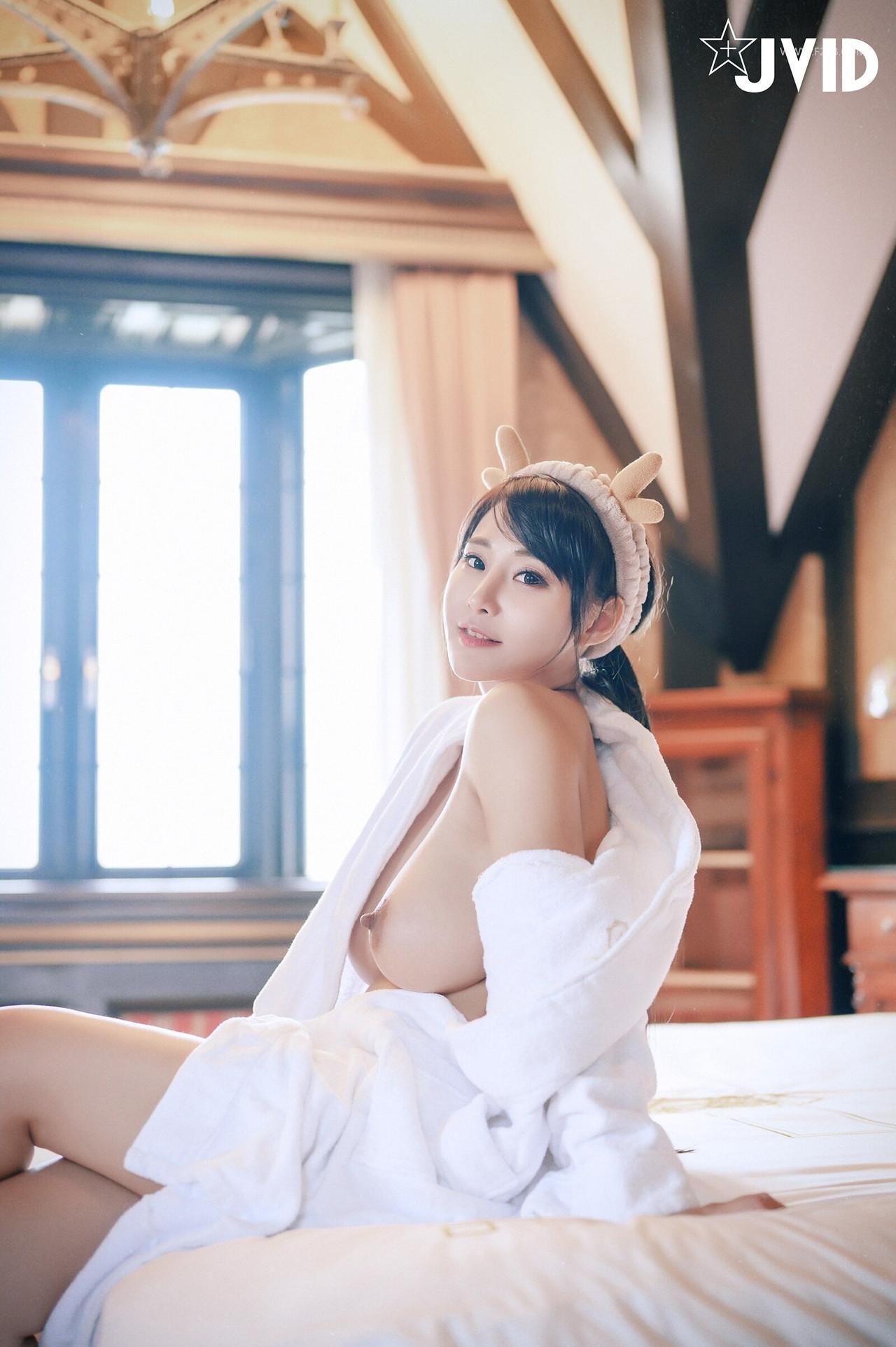 JVID Lele 樂樂 – 全輯上空無碼 巨乳女神 樂樂－鹿角女孩的報恩！ Set.04(2)