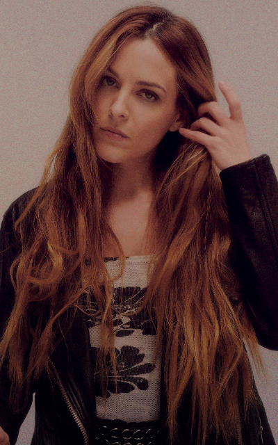 Riley Keough - Page 3 IbYy46Q0_o