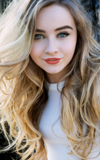 Sabrina Carpenter YFg3TbqW_o